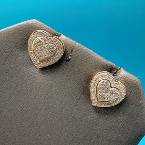 ✨ 14k Yellow Gold Heart Earrings/Diamonds .25ct✨